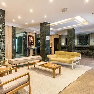 Columbia Hotel