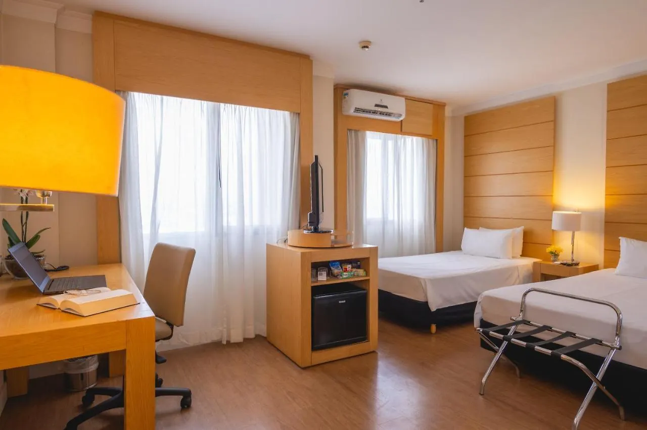 Esuites Congonhas By Atlantica Сан-Пауло 4*,